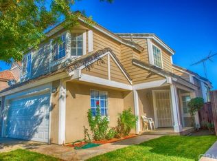 16230 Trailwinds Dr, Fontana, CA 92337