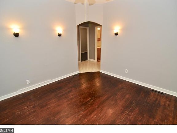 5th image of 111 Central Ave S