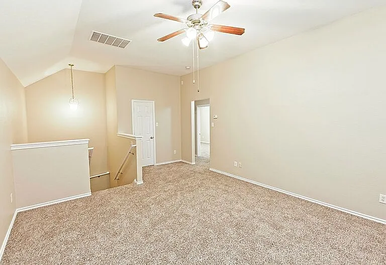 4009 Hidden Meadow Ct — Photo 28