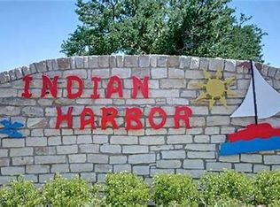 917 Bandera Trl, Granbury, TX 76048