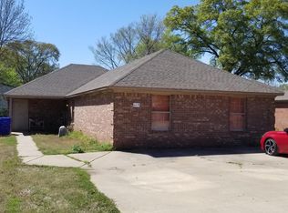 619 3rd Ave #B, Conway, AR 72032
