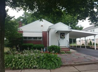 23 Bobolink St, West Roxbury, MA 02132