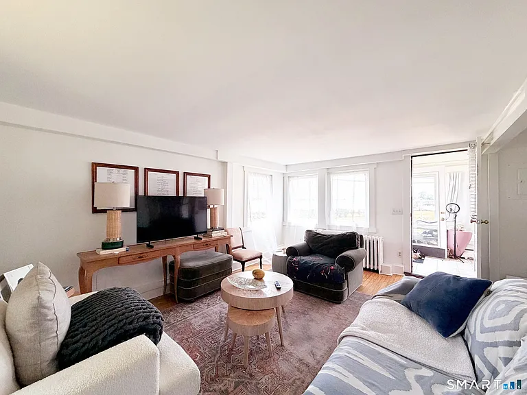 2 Scofield Pl — Photo 17