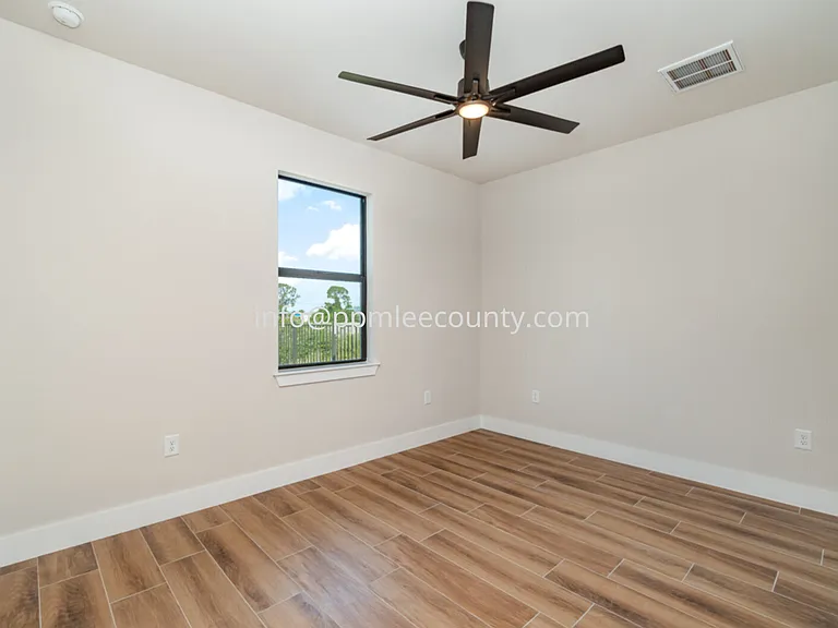 9379 Snapper Cir — Photo 8
