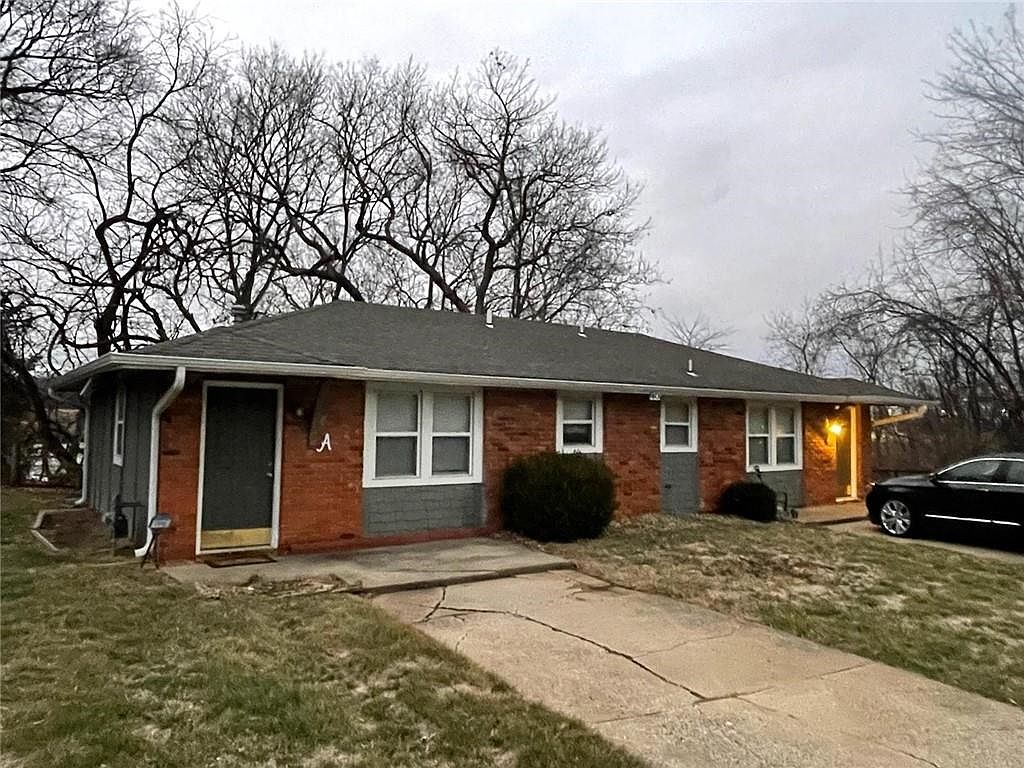 408 NE Westwind Dr APT B, Lees Summit, MO 64086 | Zillow