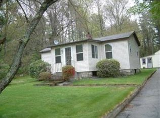 39 Everett St, Norfolk, MA 02056