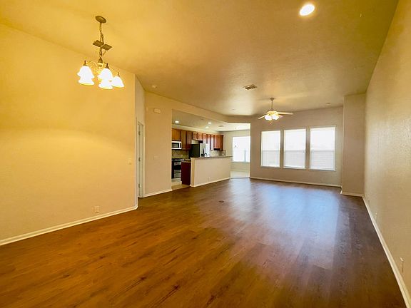 5th image of 26814 Bluewater Way