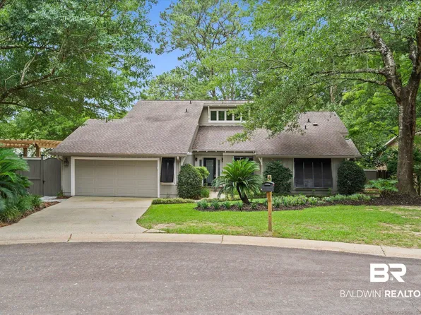 4 Leslie Ct, Fairhope, AL 36532