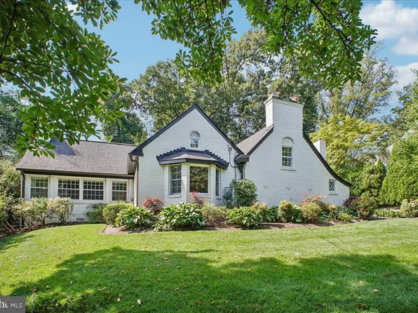 3830 N Upland St, Arlington, VA 22207