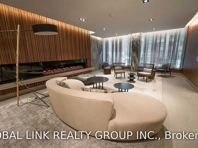 125 Redpath Ave #407 — Photo 18