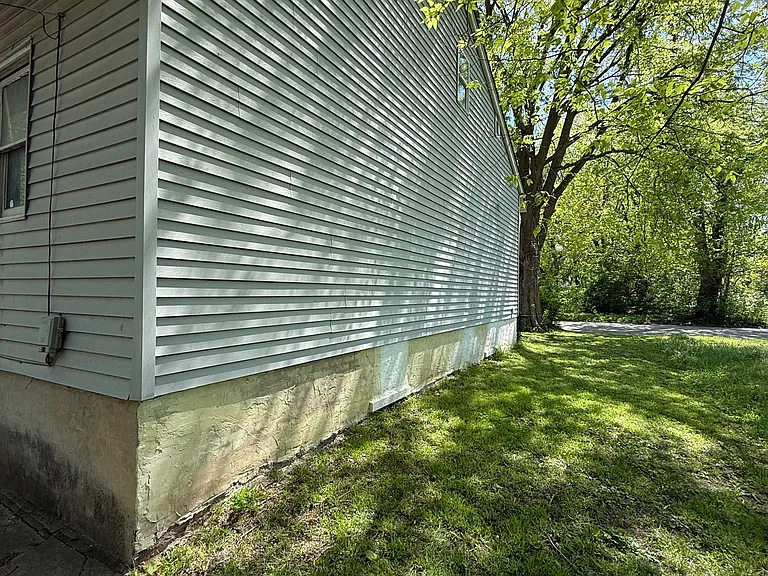 462 W Leafland Ave — Photo 3