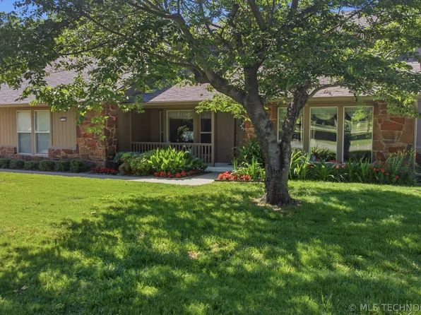154 Spunky Creek Dr, Catoosa, OK 74015