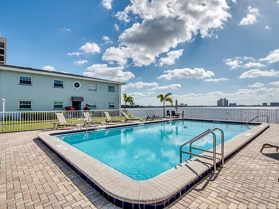 5th image of 3334 N Key Dr APT H8