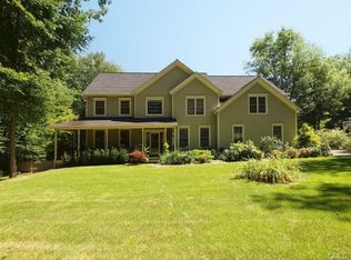 46 Old Green Rd, Sandy Hook, CT 06482