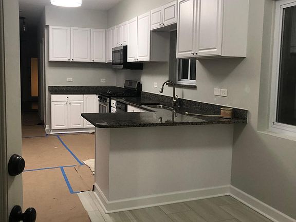 3rd image of 1900 South Ave Floor 2
