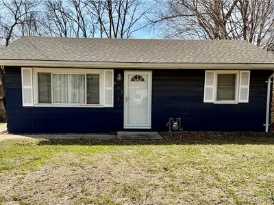 902 N 9th St, Wathena, KS, 66090
