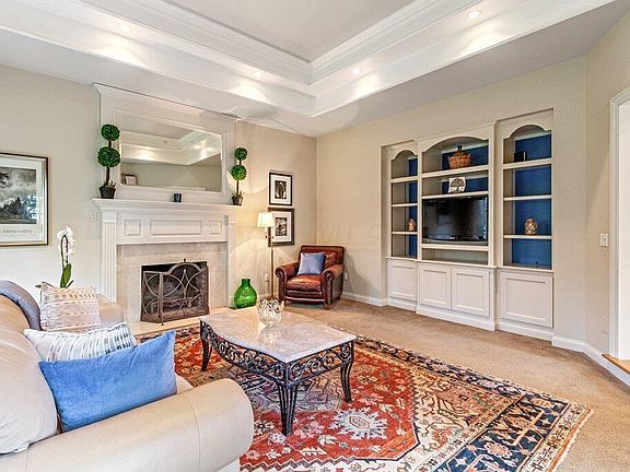 4th image of 4688 Cavendish Ct
