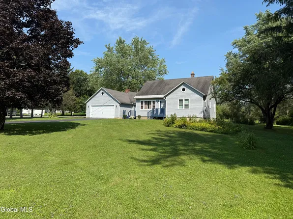 108 Chuctanunda Street, Hagaman, NY 12086