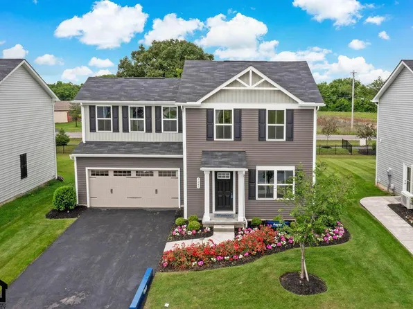 5045 Hayden Xing, Groveport, OH 43125