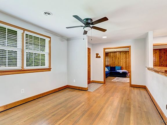 4th image of 8331 Elwin Dr