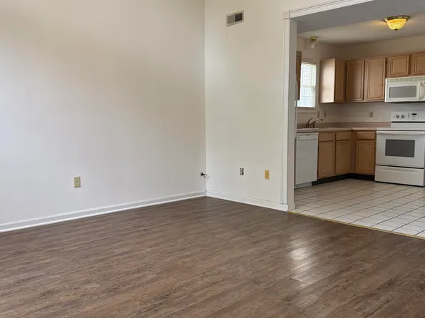 4609 Brandon Woods St, Columbia, MO 65203