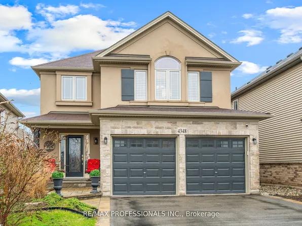 4348 Dennis Ave, Lincoln, ON L3J 1N4