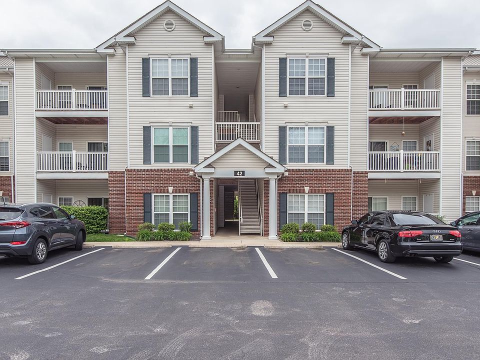 1st image of 42 Kassebaum Ln APT 104