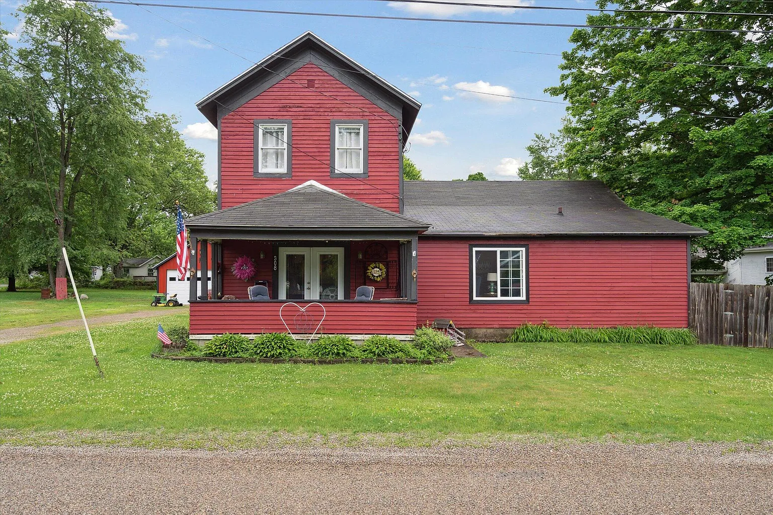 308 State St photo 1