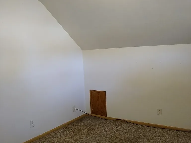 716 4th St S — Photo 5