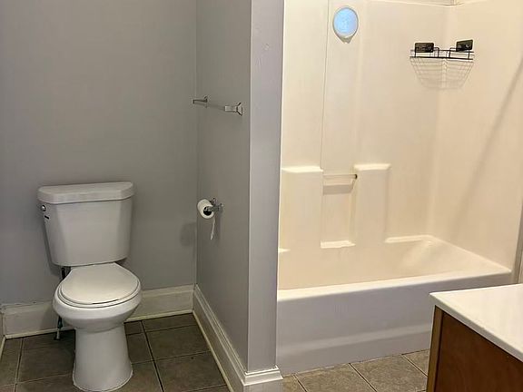 4th image of 1560 7th Ave #1
