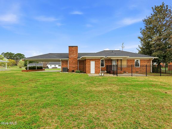 5th image of 403 Smith Chapel Road