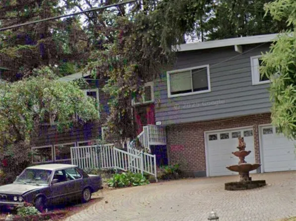 16207 21st Avenue SW, Burien, WA 98166