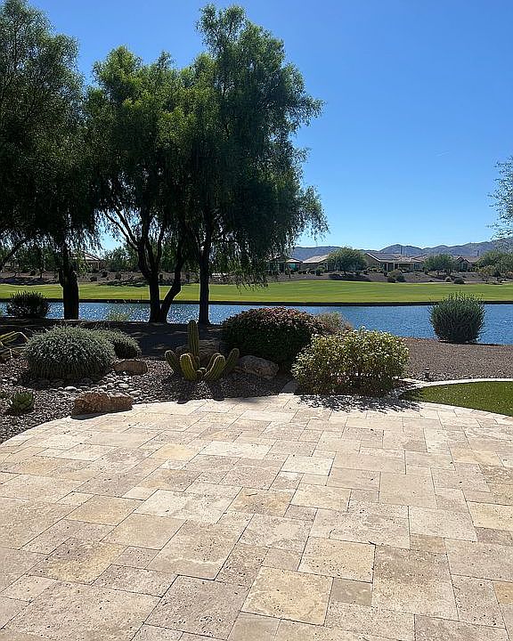 2nd image of 26593 W Abraham Ln