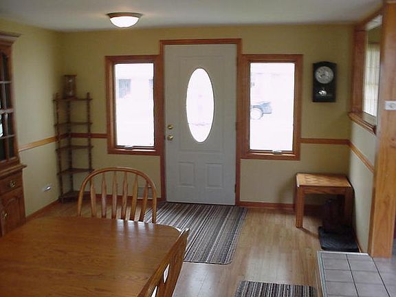 3rd image of 16731 S Tinley Park Dr