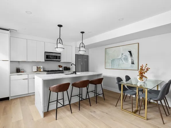 95 Thorndike St #6, Cambridge, MA 02141