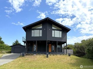 506 Sand Dune Ave SW, Ocean Shores, WA 98569