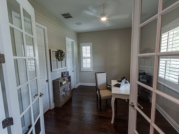 5th image of 4105 W Palmira Ave