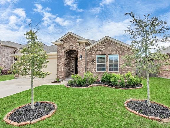 2nd image of 18215 Grayson Bluff Way