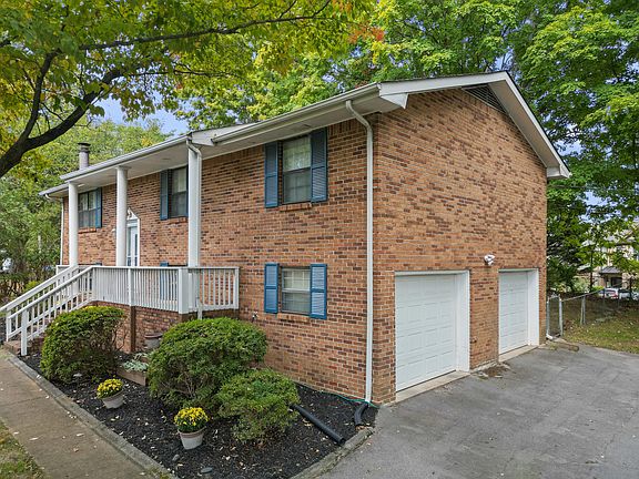 2nd image of 26 Copper Ln