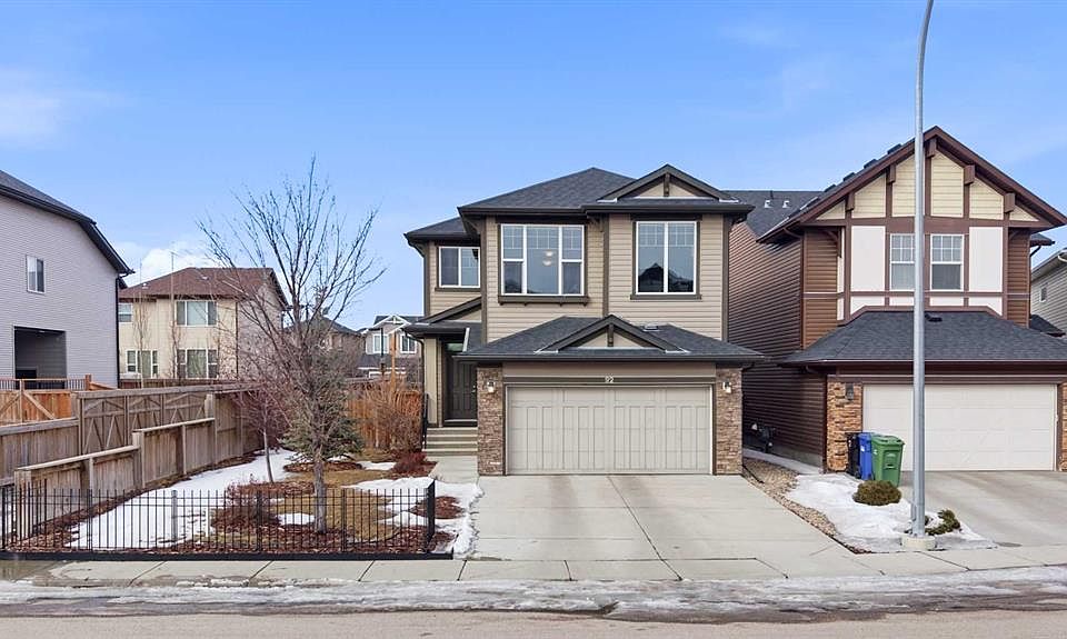 1st image of 92 E Brightoncrest Point SE