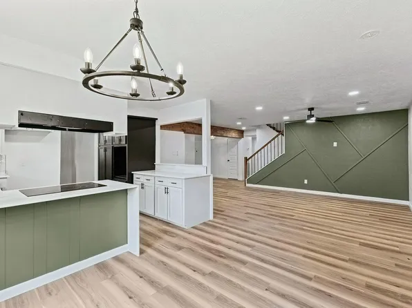 2706 Burke Rd, Pasadena, TX 77502