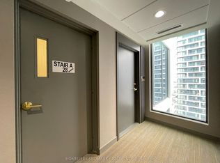 898 Portage Pkwy #2802, Vaughan, ON L4K 4Z4