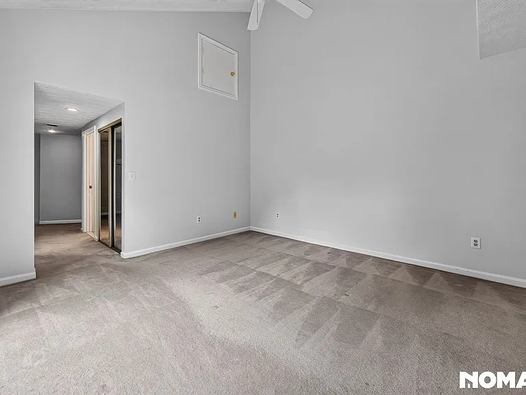 9 Voyagers Ln — Photo 24