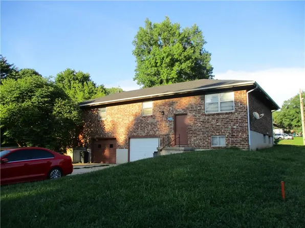 403 S 73rd Ter, Kansas City, KS 66111