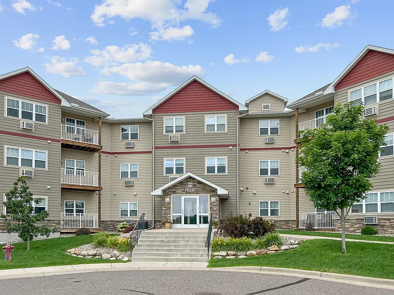 Northern Star Apartments — Photo 23