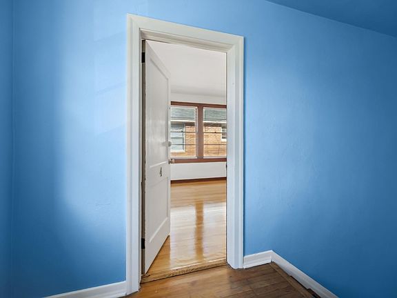 Unit Photo