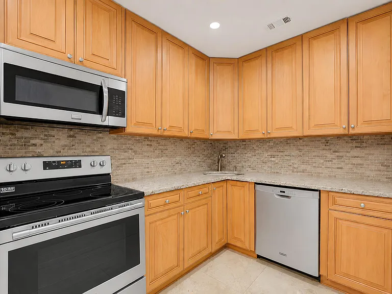 3230 S Ocean Blvd #D-607 — Photo 10