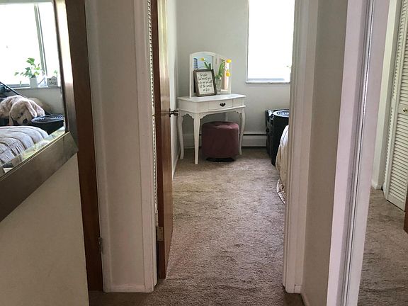 4th image of 229 Collingwood St APT 3