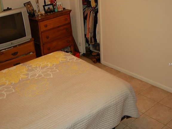 5th image of 2161 E Triangle Dr