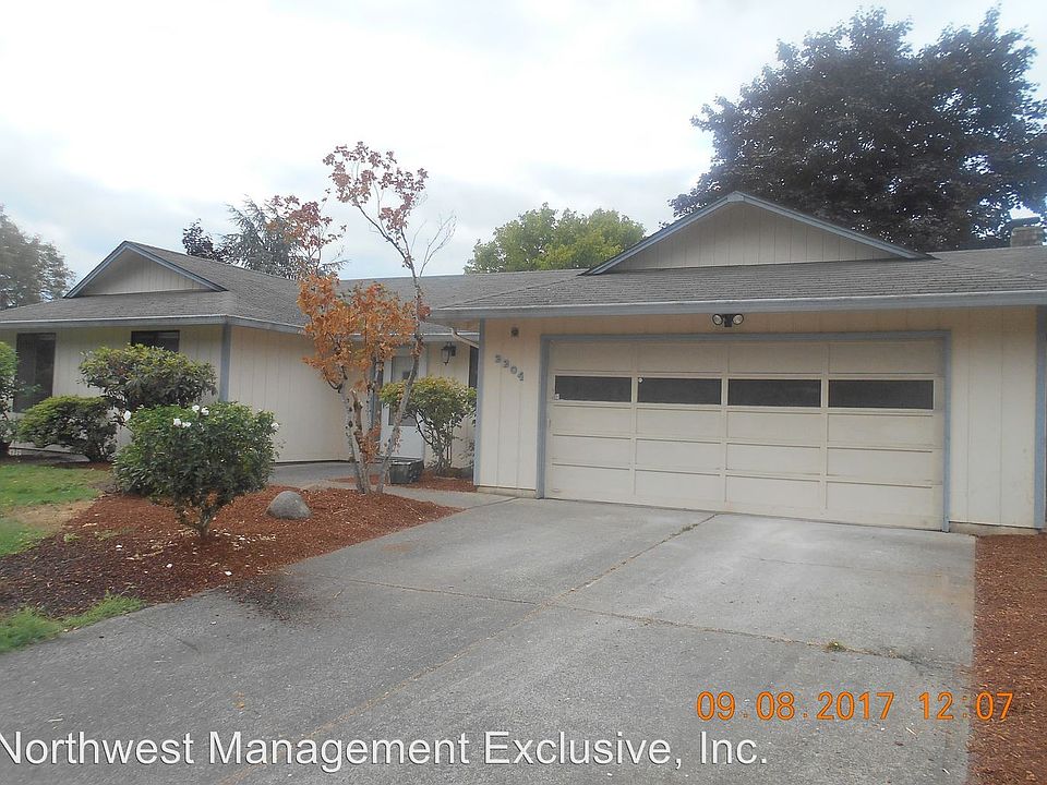 1st image of 2204 SE 135th Ave